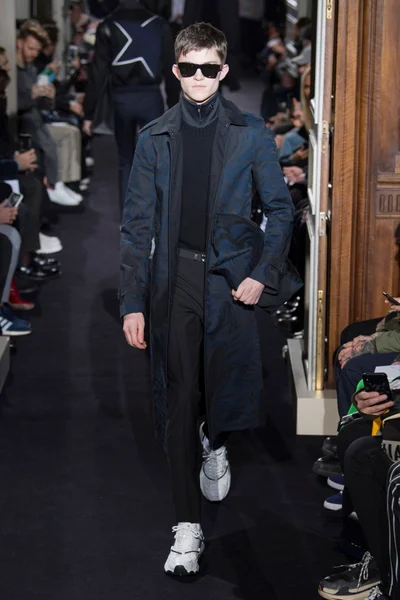 Look 21
